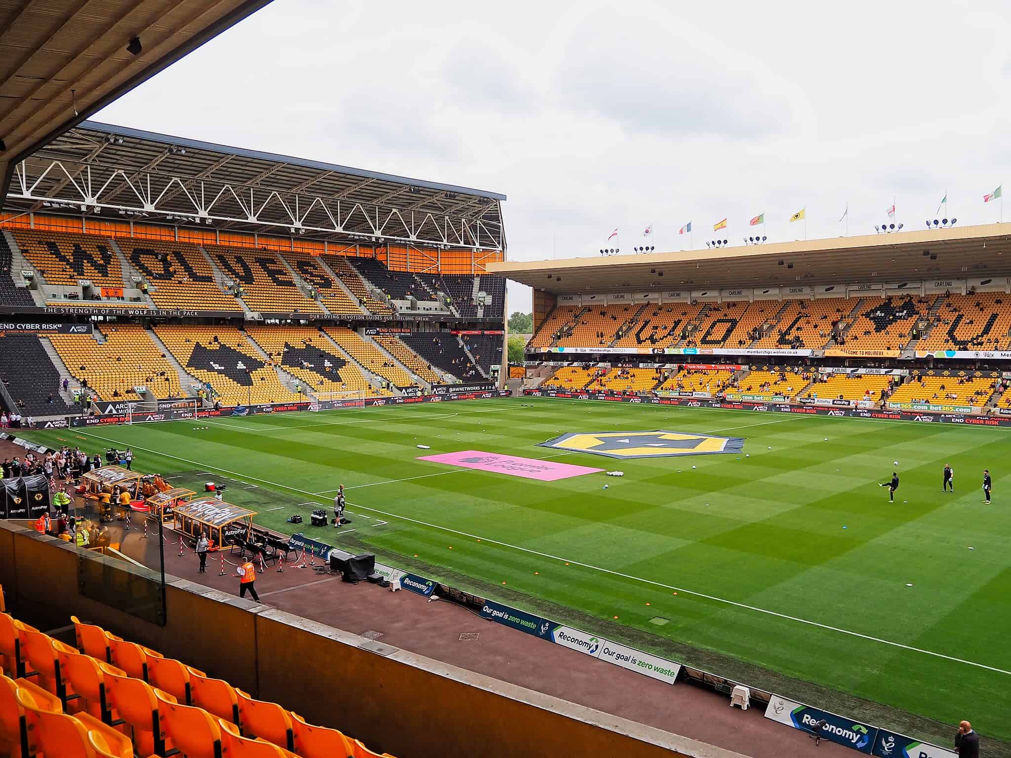 Wolves vs Crystal Palace stadium view