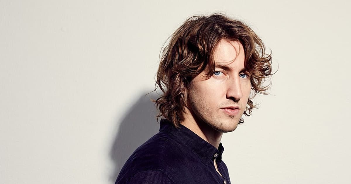 Dean Lewis