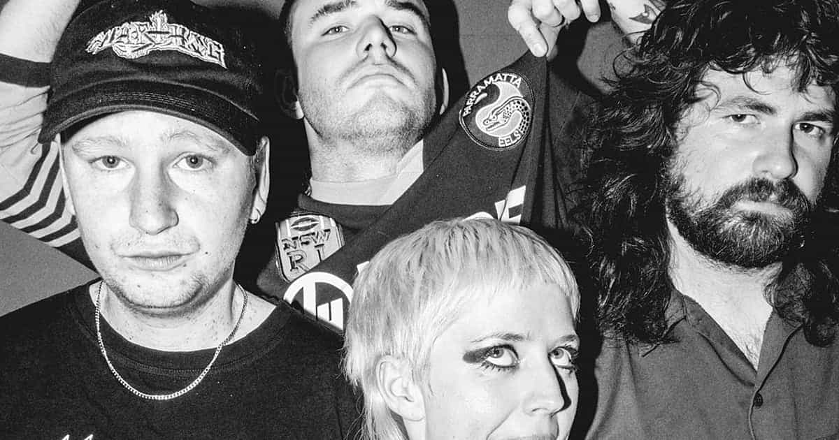 Amyl and the Sniffers