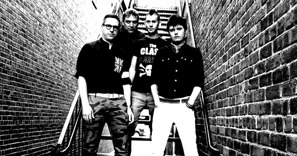 סטרייט טו הל