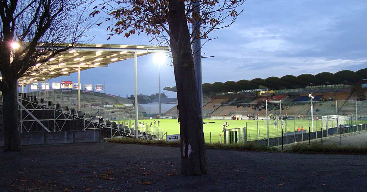 Stade Raymond Kopa