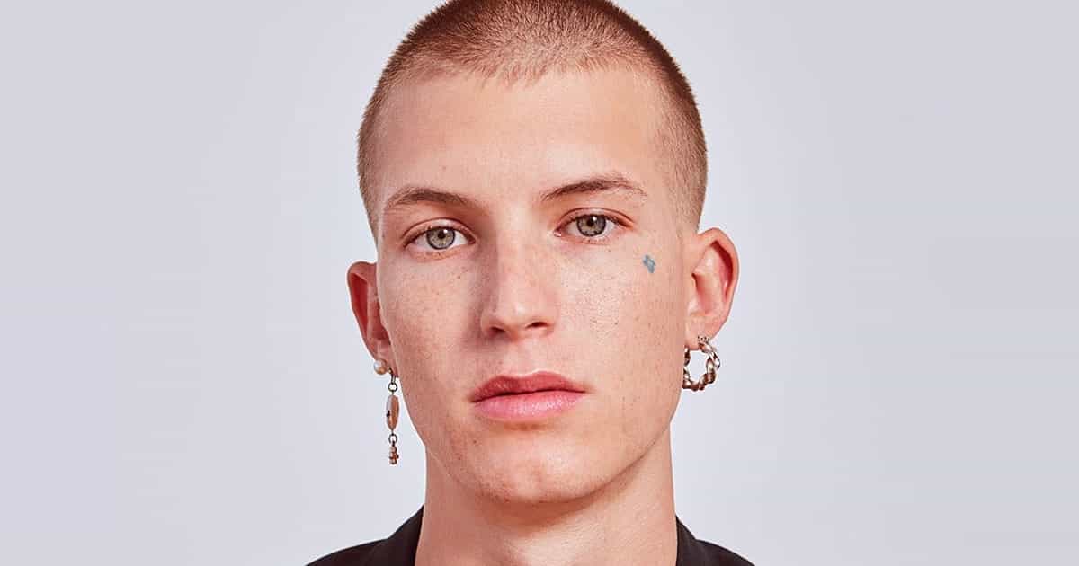 Gus Dapperton