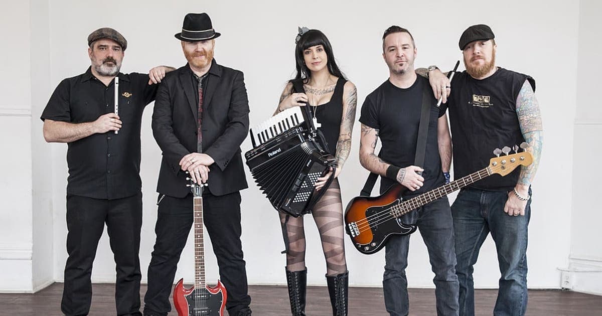 The Mahones