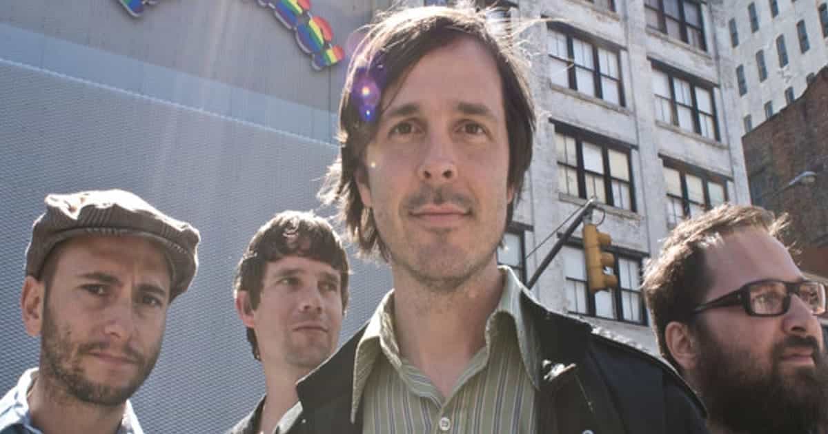 רייבל סקולס